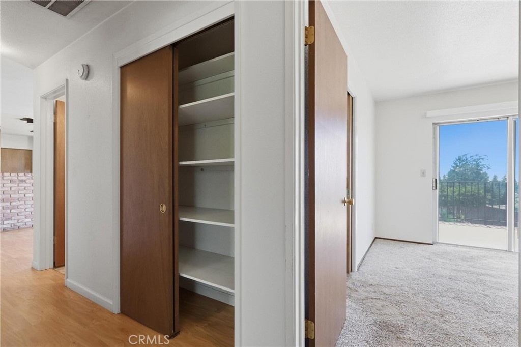5727 Newland Road Property Photo 24