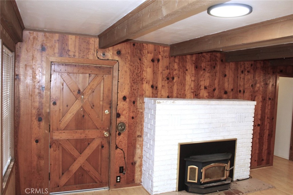 14599 Skyway Property Photo 4