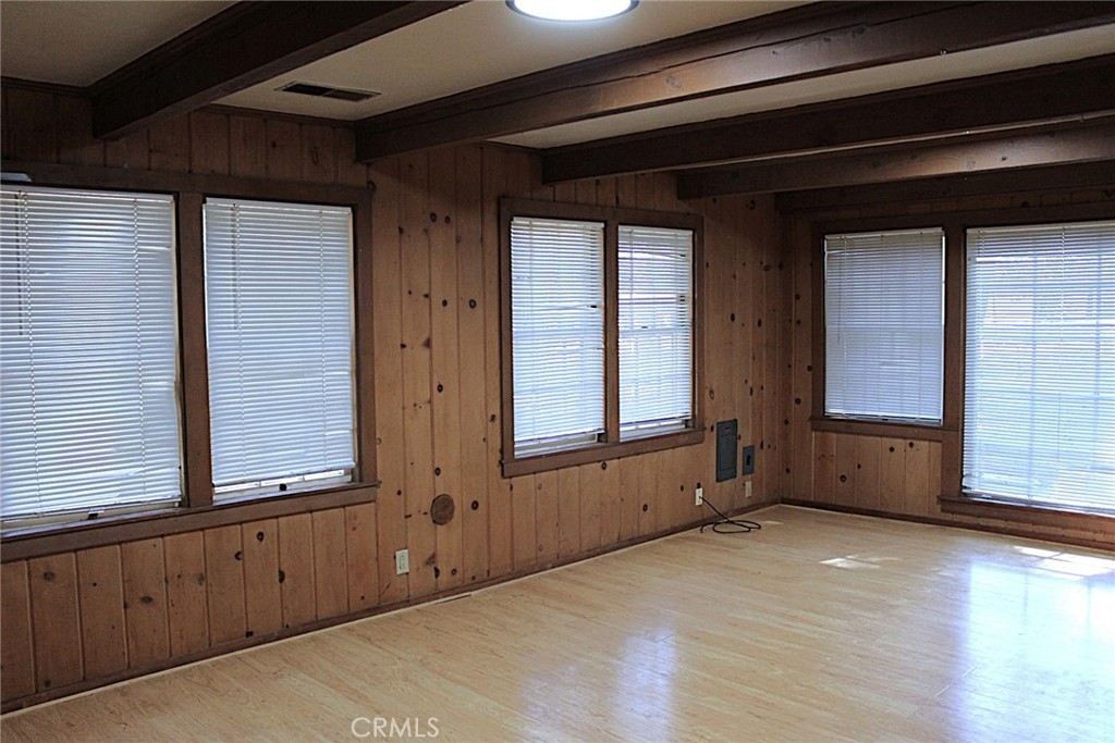 14599 Skyway Property Photo 7
