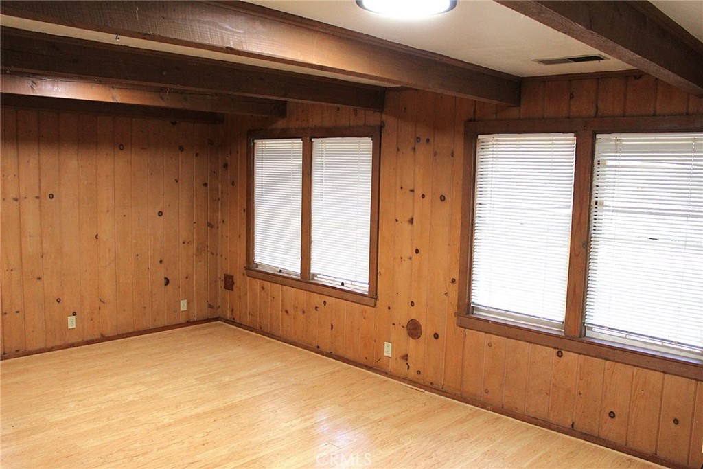 14599 Skyway Property Photo 8
