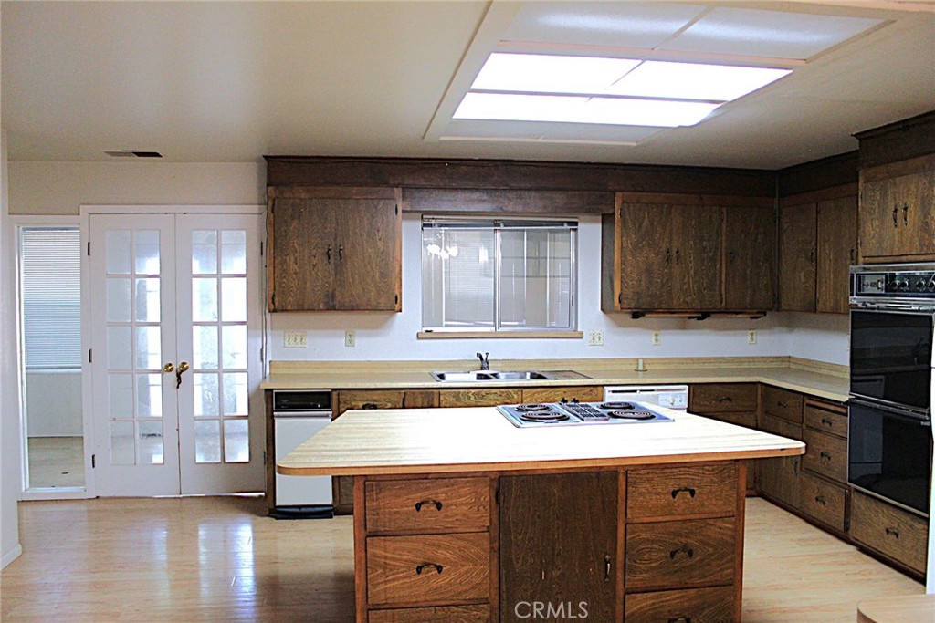 14599 Skyway Property Photo 13
