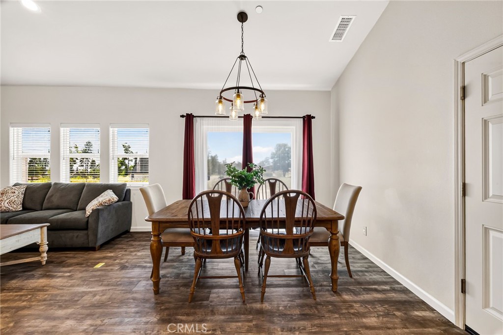 1759 Drendel Property Photo 8