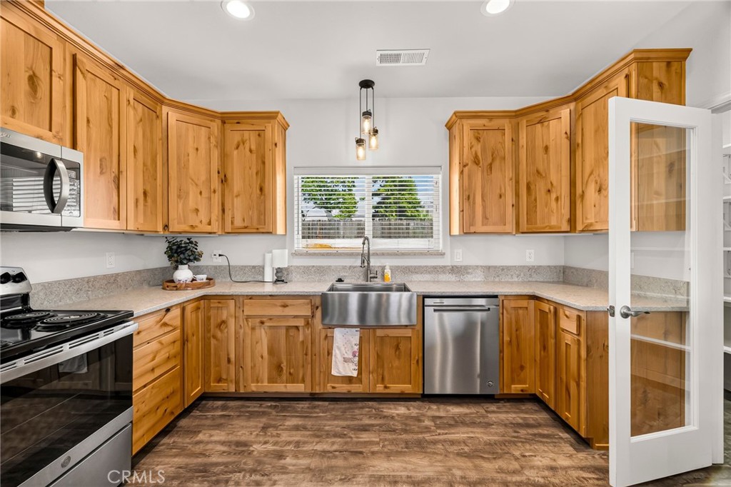 1759 Drendel Property Photo 13