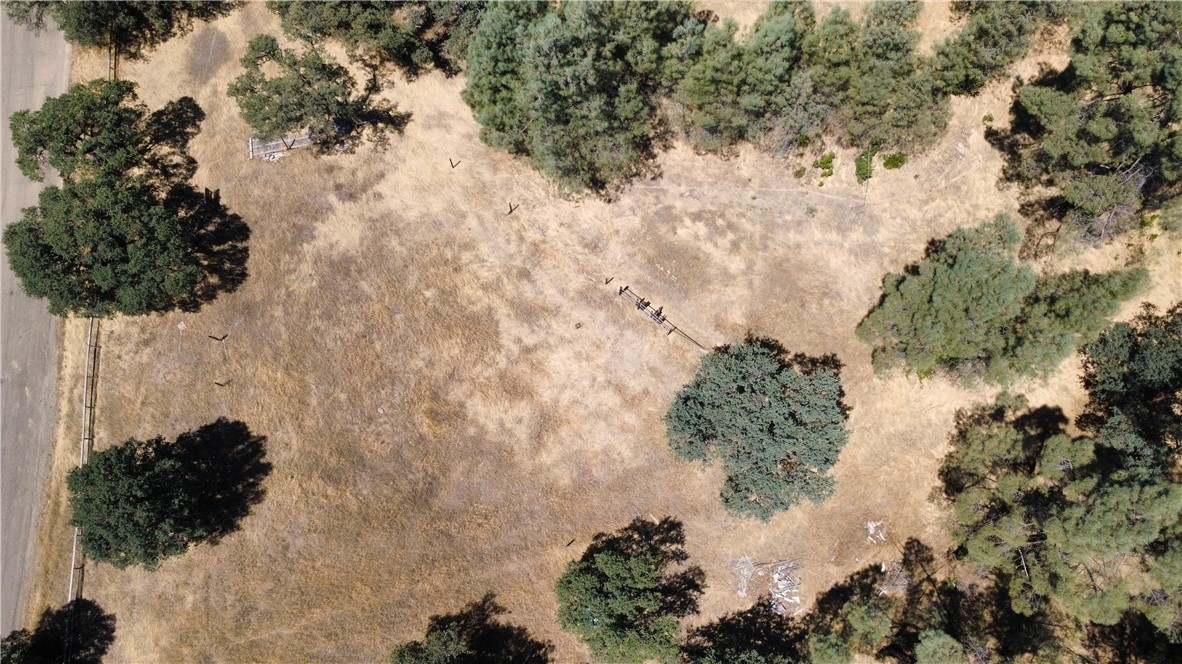 16562 Stagecoach Property Photo 2