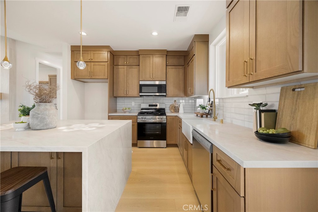 5850 Sawmill Road Property Photo 19