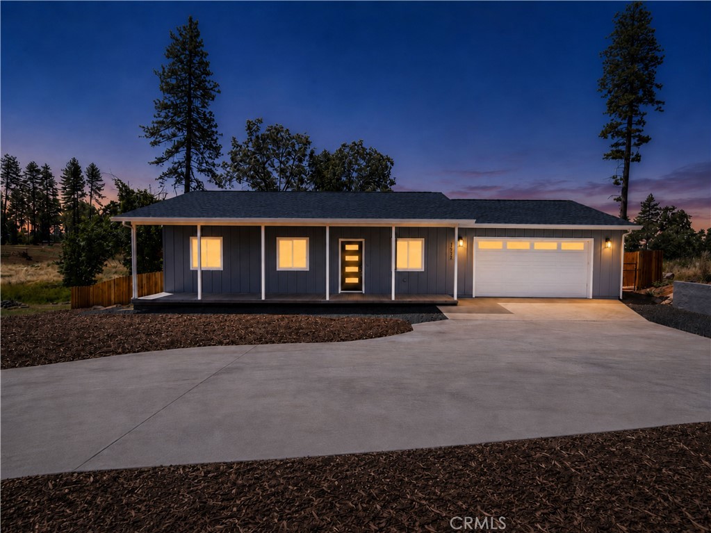 1572 Nunneley Property Photo 1