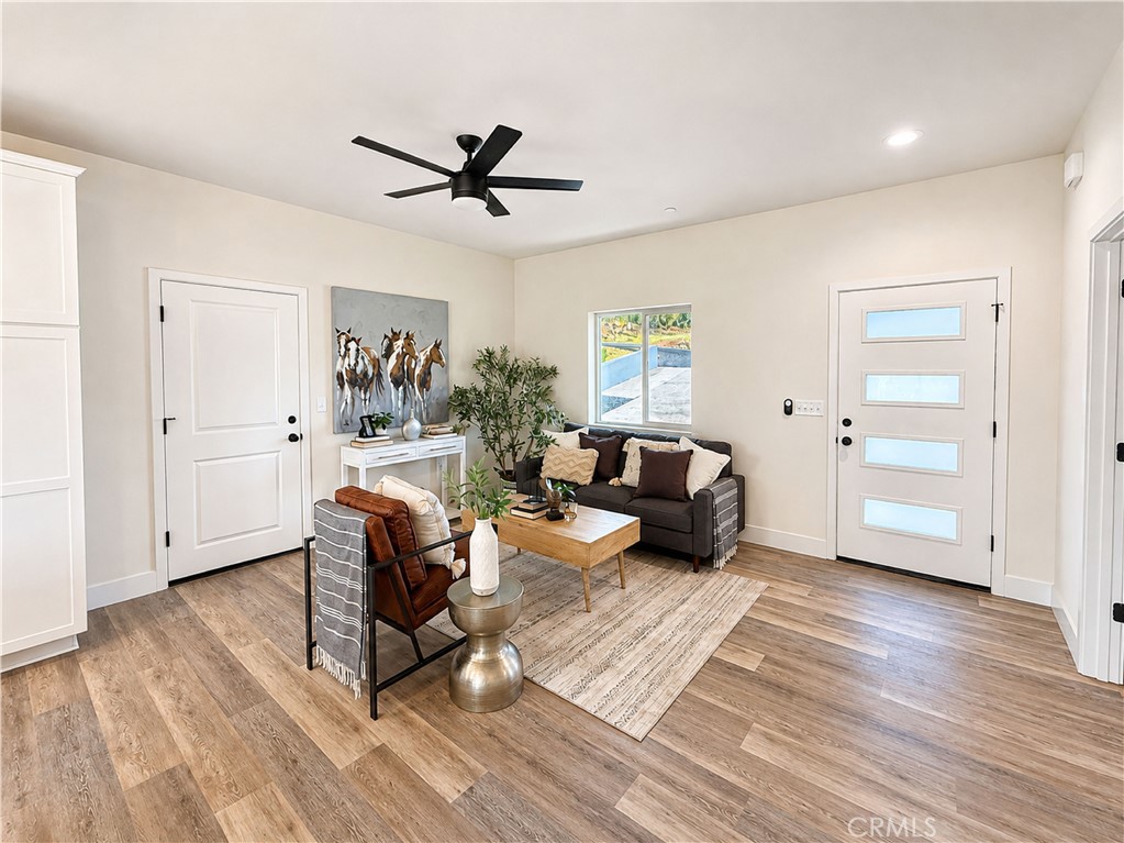 1572 Nunneley Property Photo 7