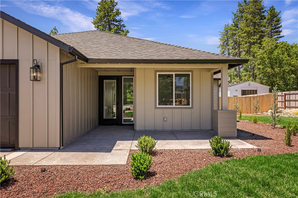 5677 Pentz Road Property Photo 10