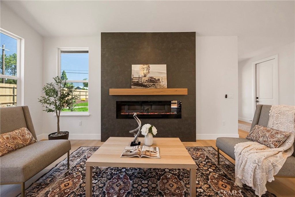 5677 Pentz Road Property Photo 15
