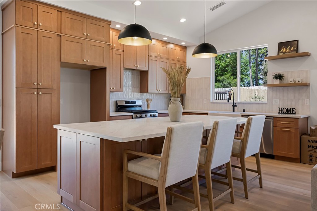 5677 Pentz Road Property Photo 17