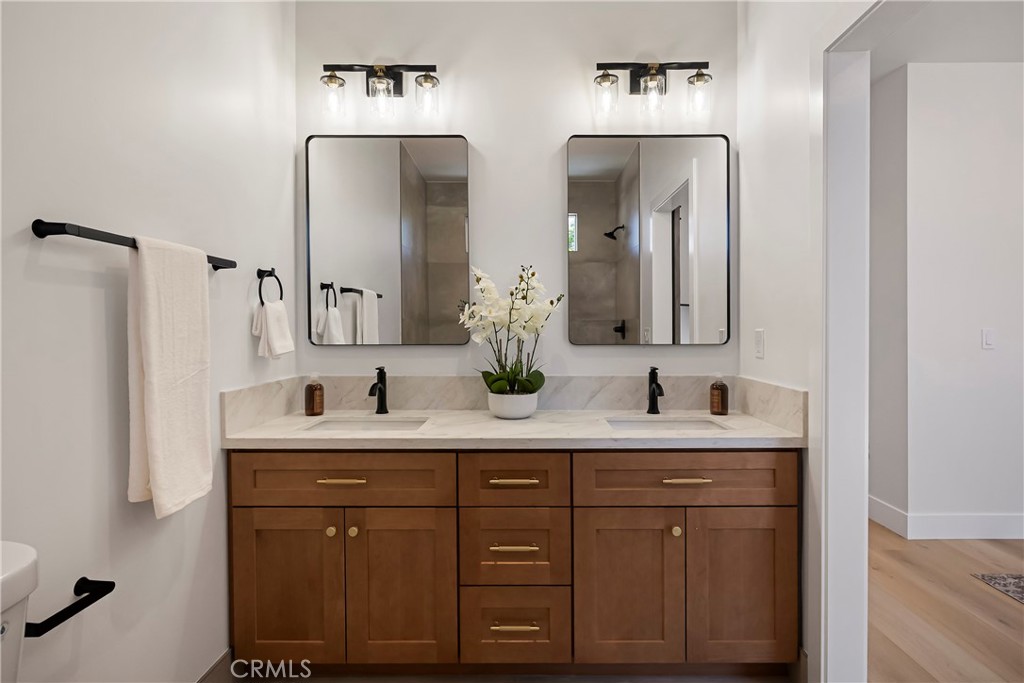 5677 Pentz Road Property Photo 31