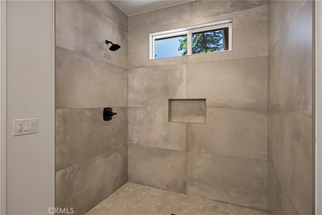 5677 Pentz Road Property Photo 32