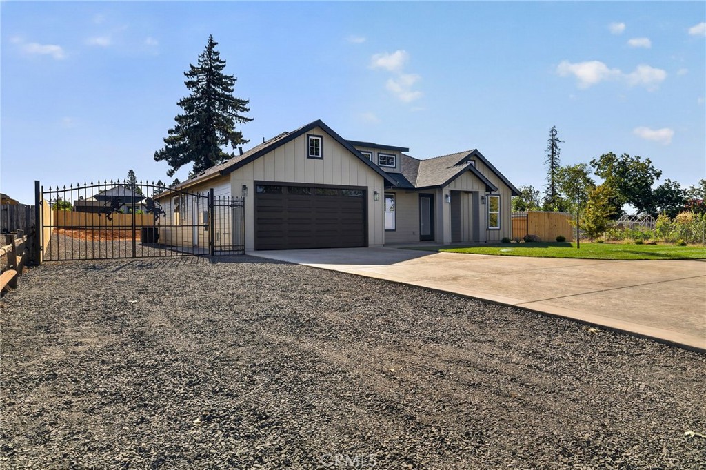 5456 Foster Road Property Photo 3