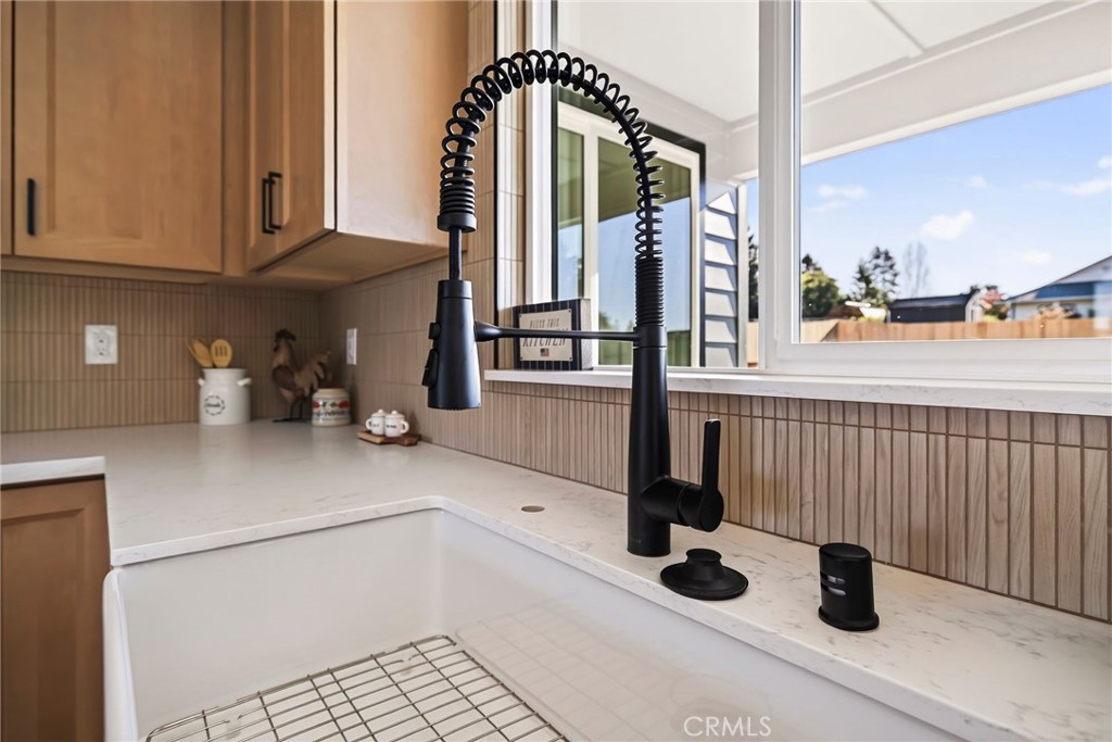 5456 Foster Road Property Photo 23
