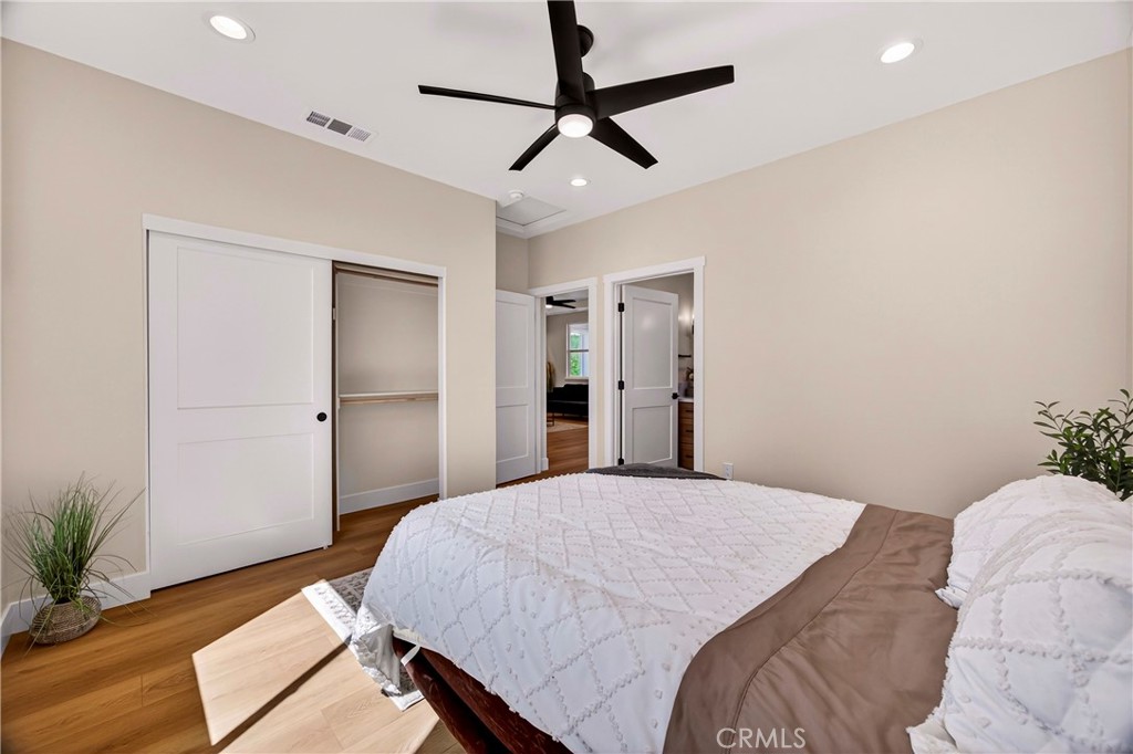 5693 Feather River Place Property Photo 28