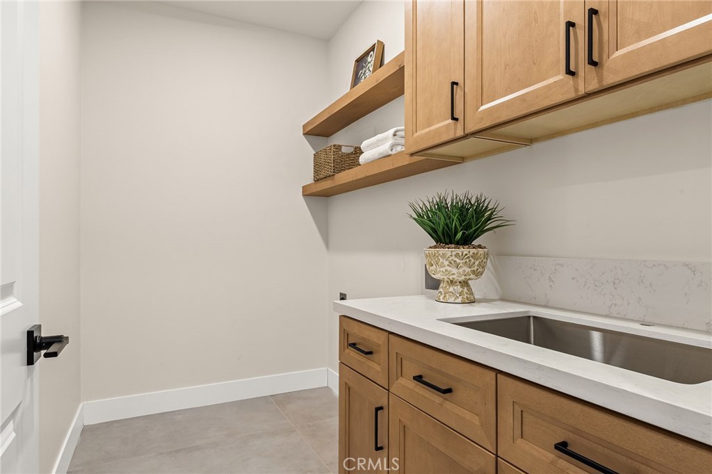 570 Bille Road Property Photo 32