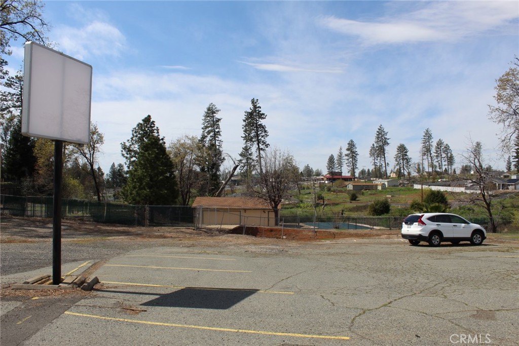 6047 Clark Property Photo 6