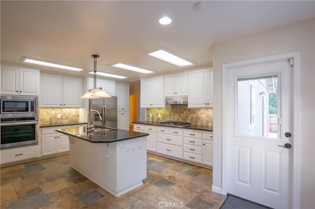 6479 Danika Court Property Photo 13