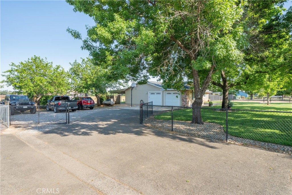 6679 Meadowlark Lane Property Photo 5
