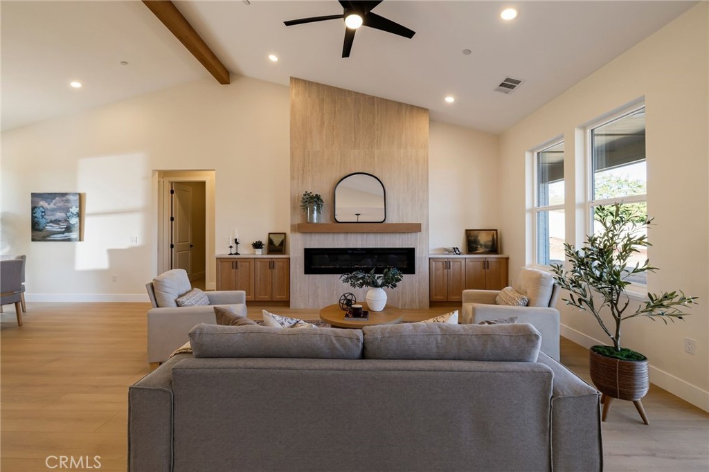 5280 Laguna Court Property Photo 13