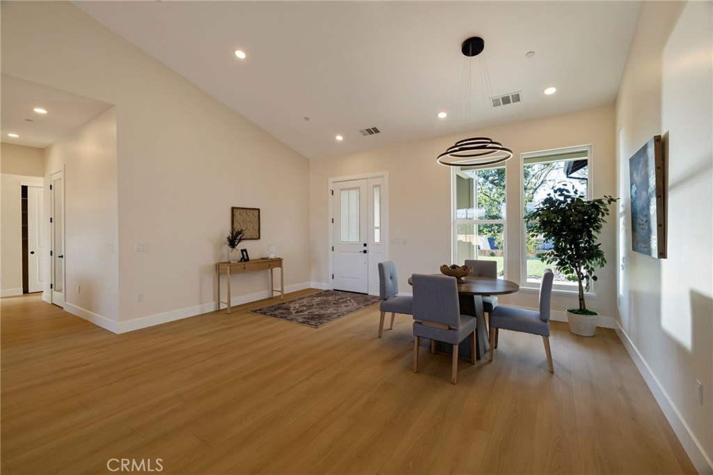 5280 Laguna Court Property Photo 24