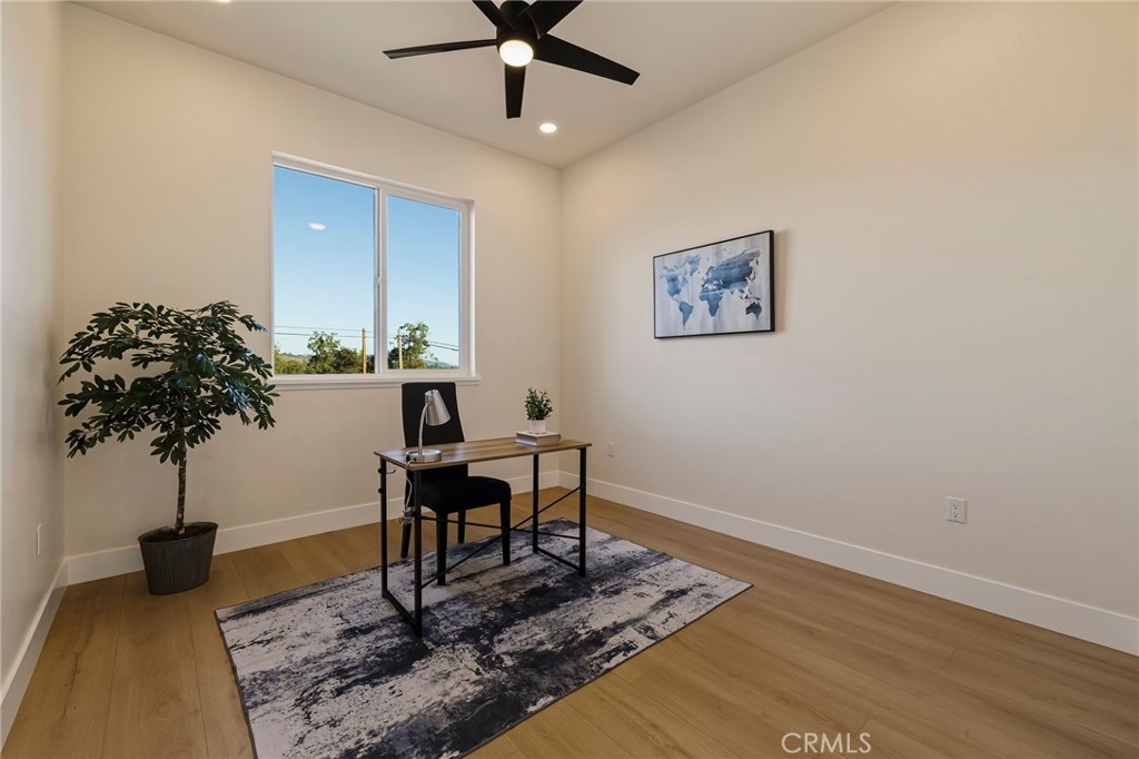 5280 Laguna Court Property Photo 35