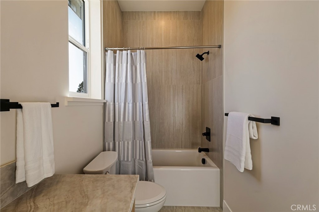 5280 Laguna Court Property Photo 41