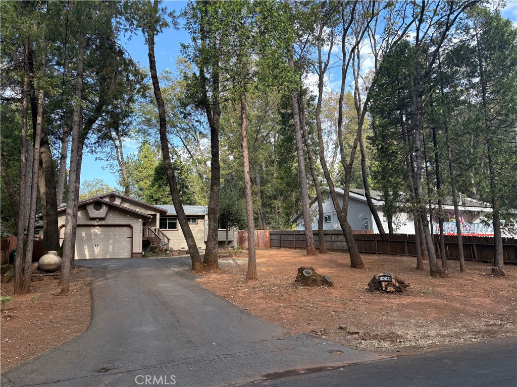 14749 Vassar Court Property Photo 3