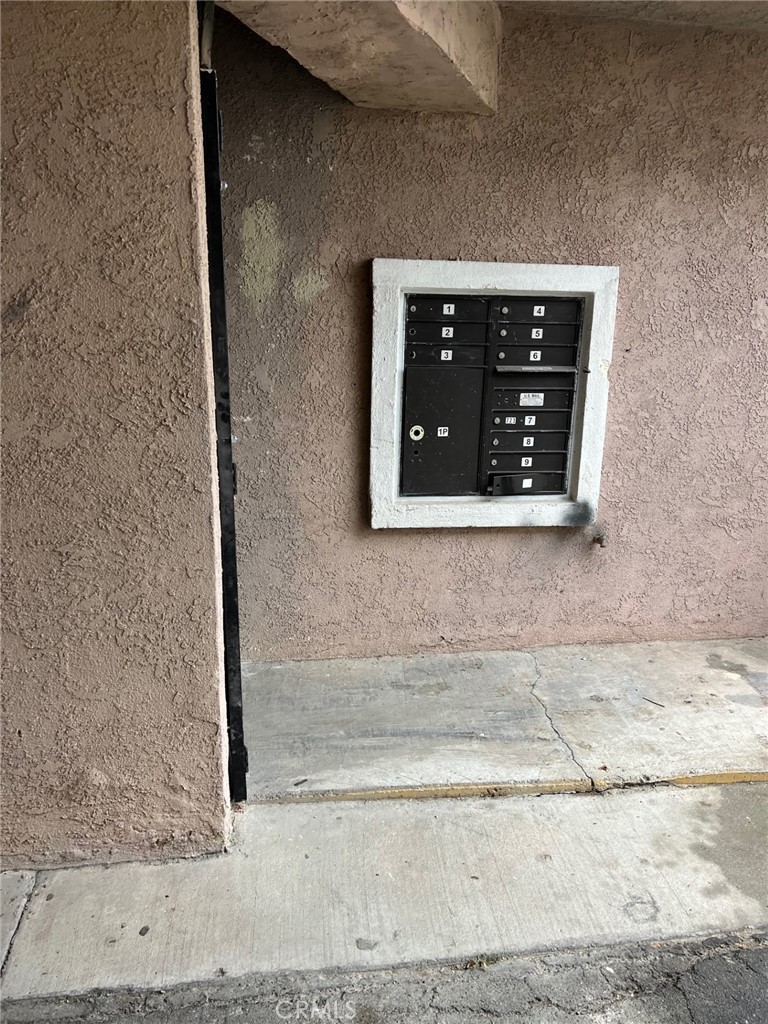 723 N D Street Property Photo 4