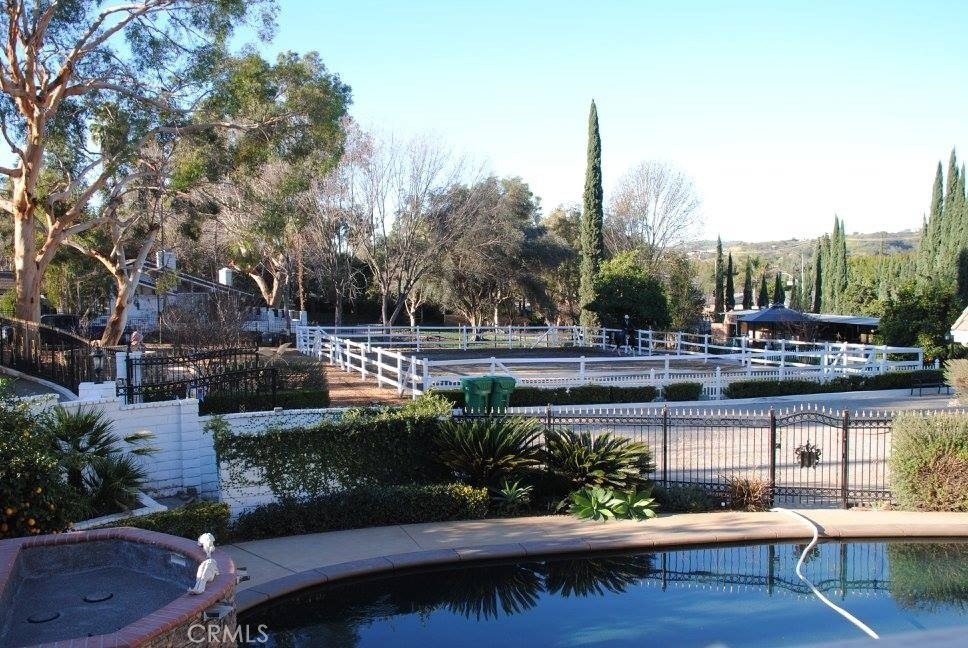 2621 Steeplechase Lane Property Photo 16