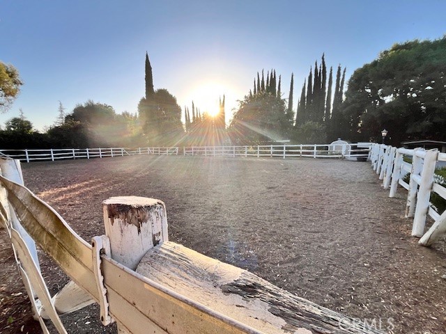2621 Steeplechase Lane Property Photo 20