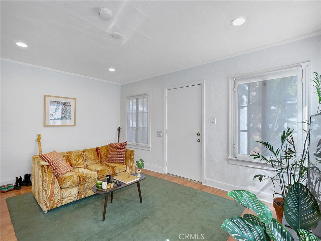 2258 Duane Street Property Photo 13