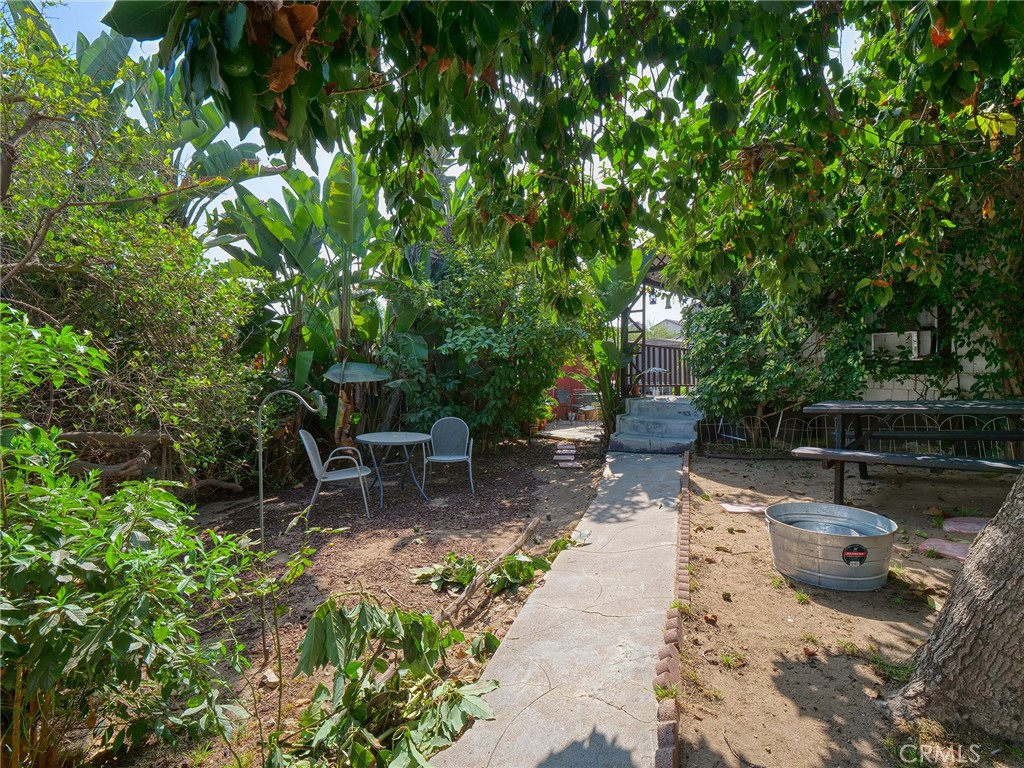 2258 Duane Street Property Photo 17