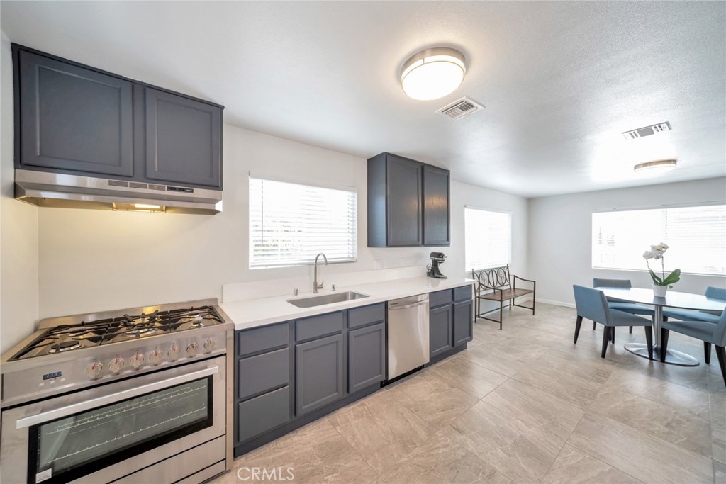 17609 Covello Street Property Photo 5