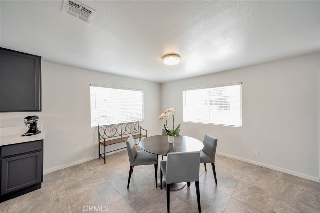 17609 Covello Street Property Photo 8