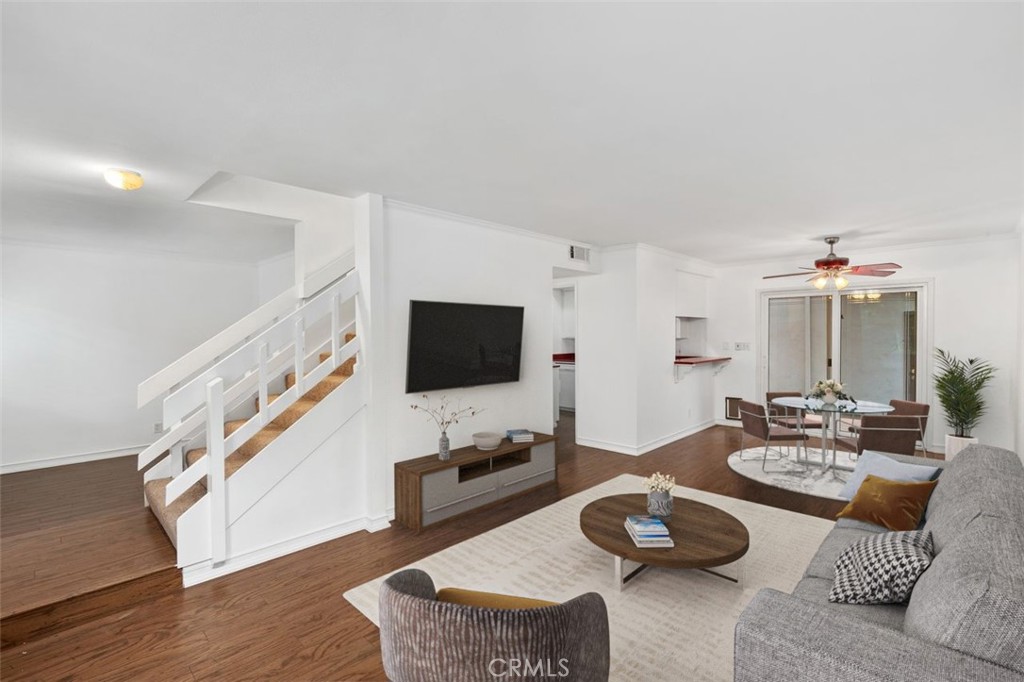 8746 1/2 Wyngate Street Property Photo