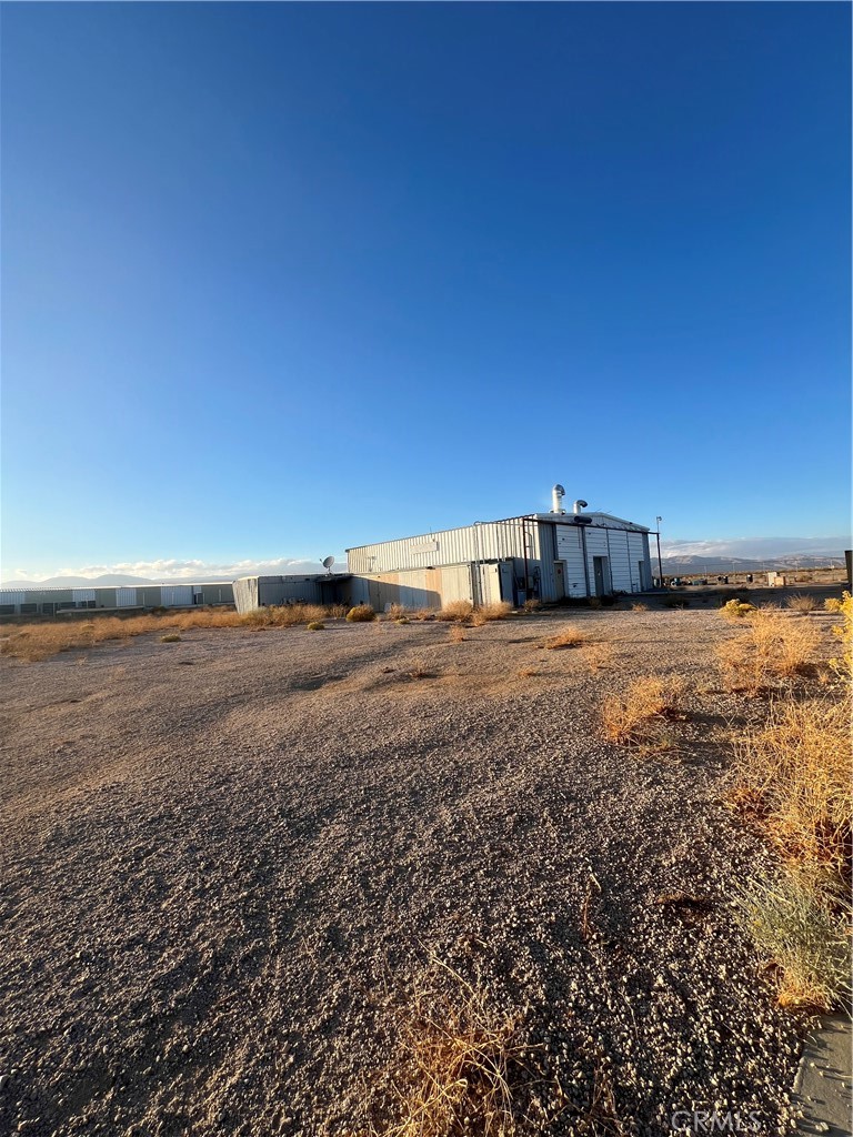 22639 Airport Way Property Photo 11