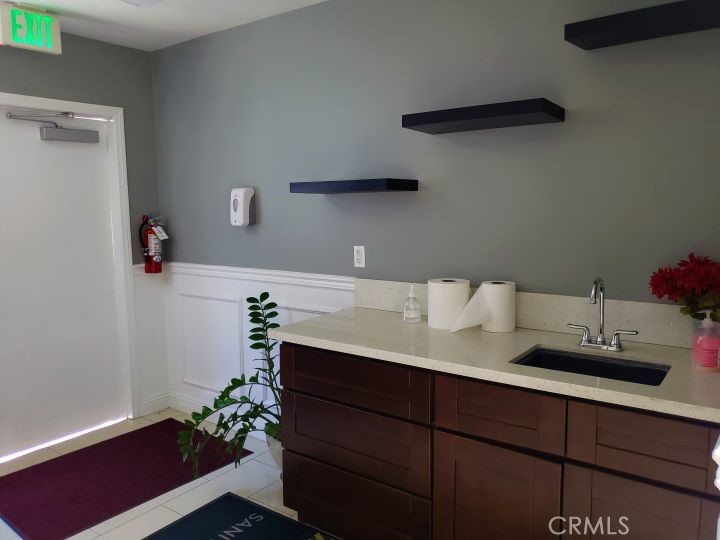 1011 Goodrich Boulevard Property Photo 6