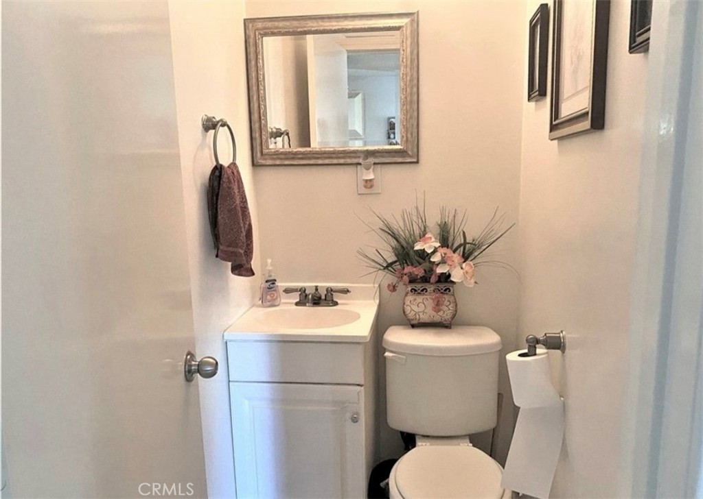 2630 2632 L Street A,b,c Property Photo 9