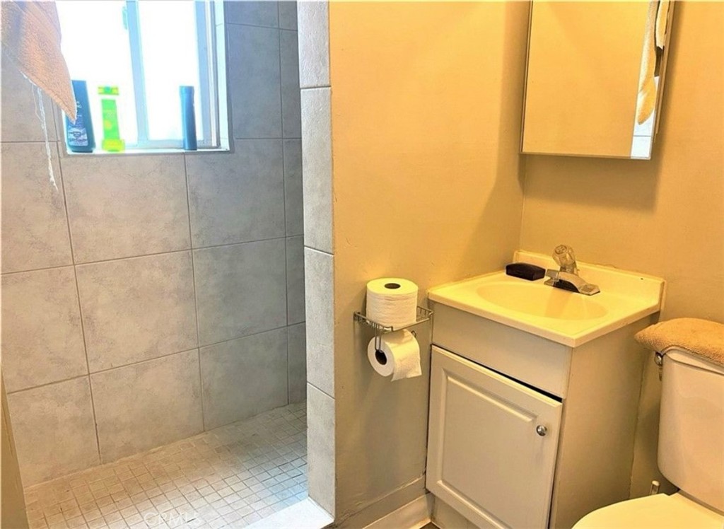2630 2632 L Street A,b,c Property Photo 17