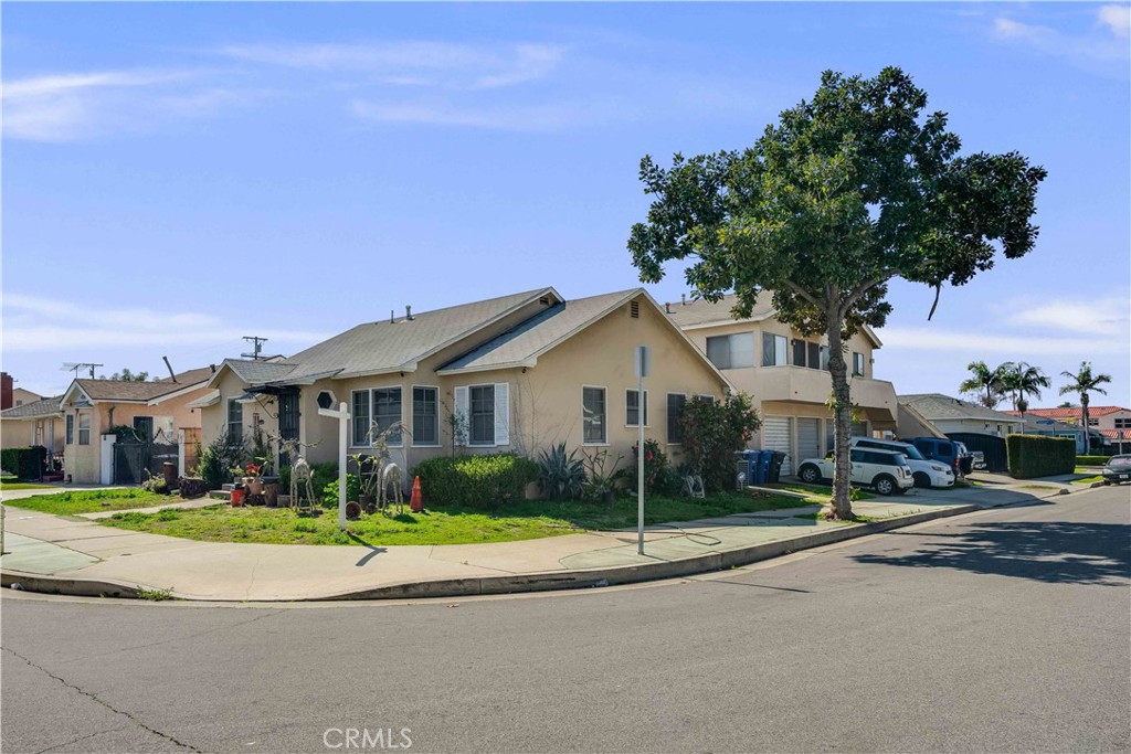 231 Blackshear Avenue Property Photo 1