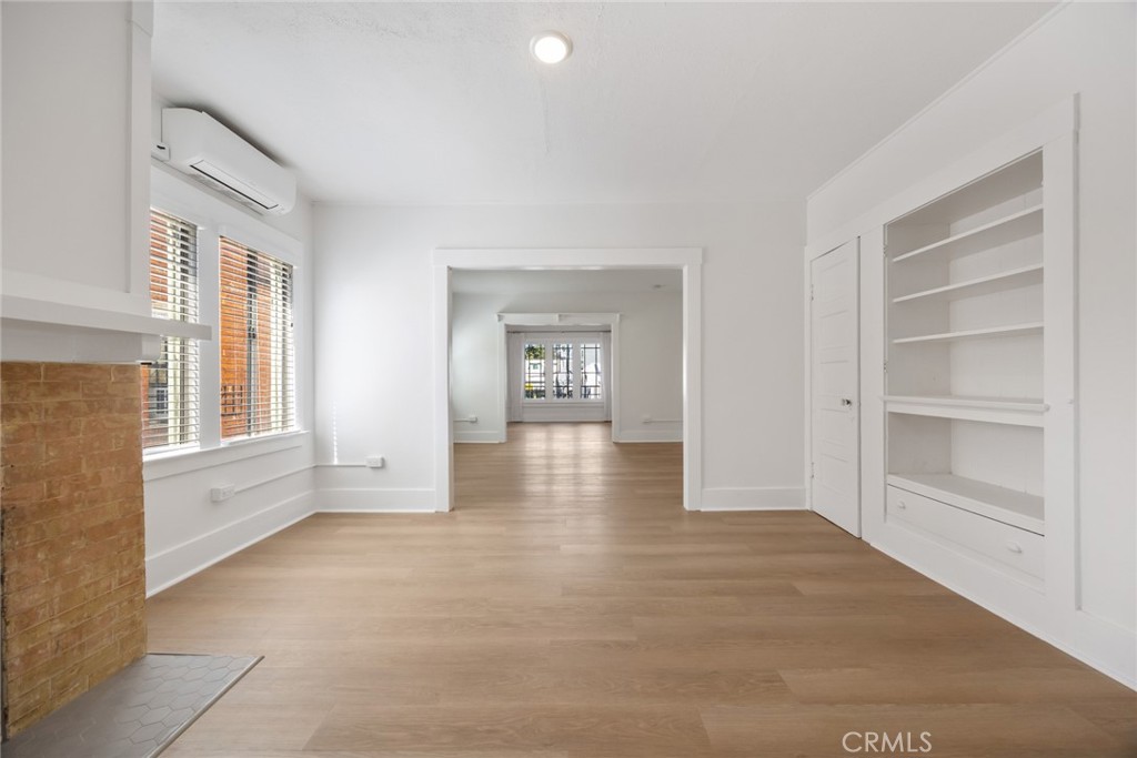 5816 1/2 N Figueroa Street Property Photo