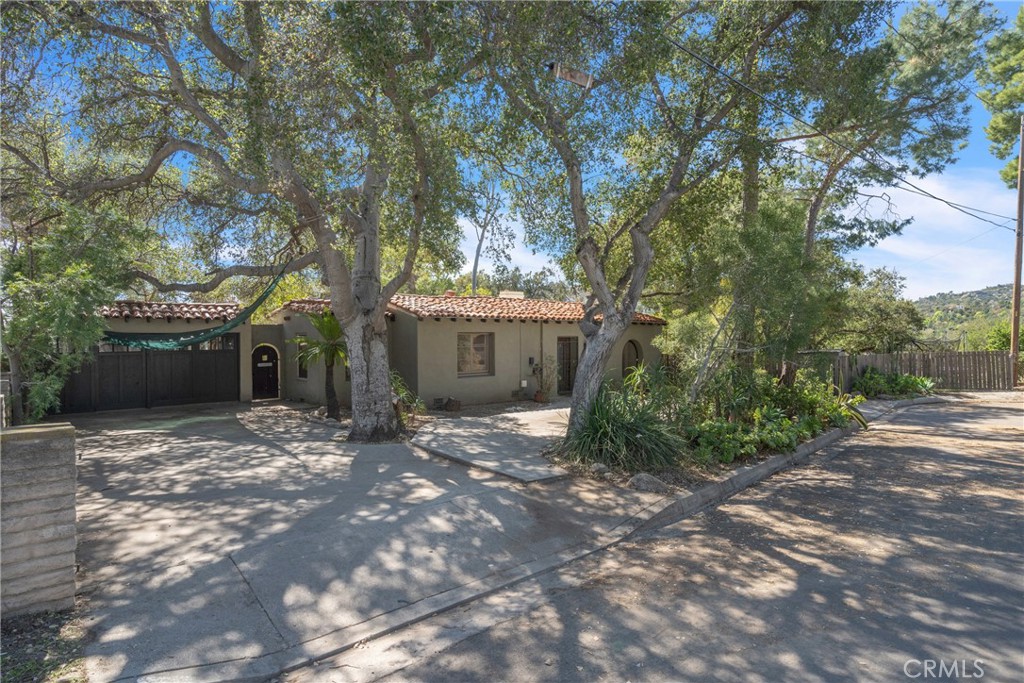 978 Kent Street Property Photo