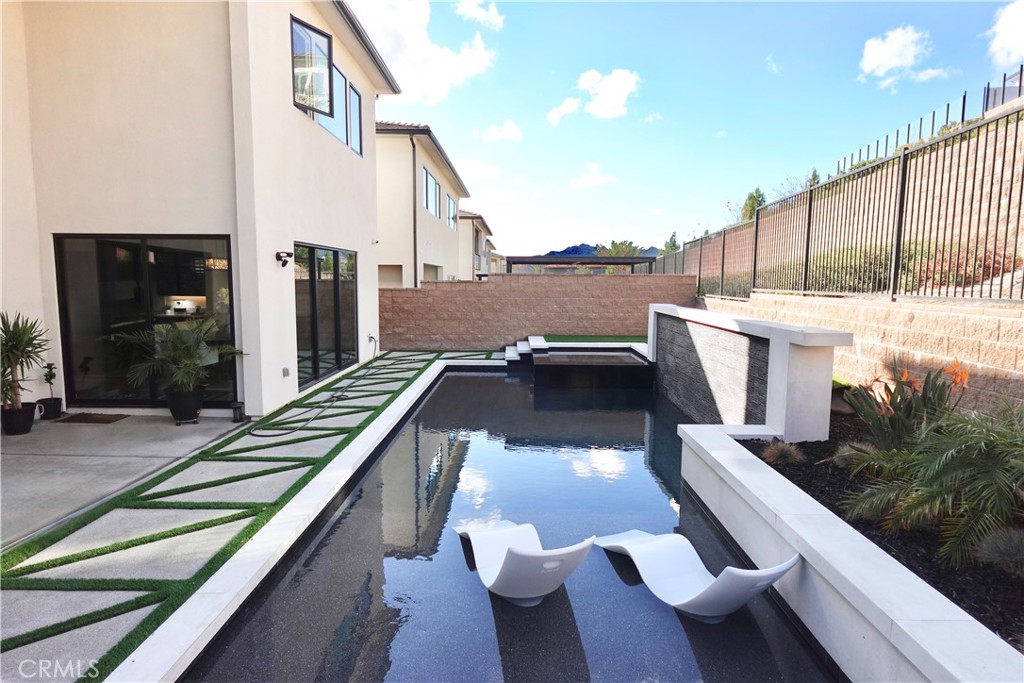 Porter Ranch Real Estate Listings Main Image