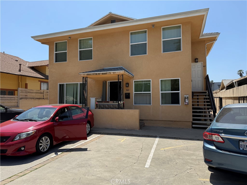 465 N Marengo Avenue Property Photo 1