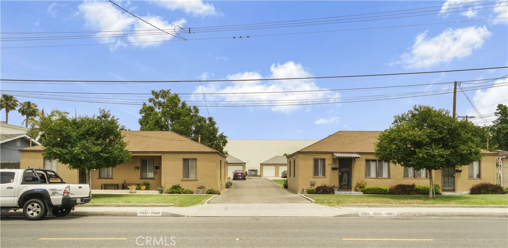 11353 Thienes Avenue Property Photo