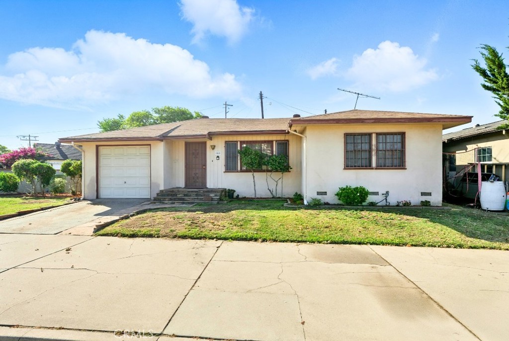 2000 La Paloma Avenue Property Photo 1
