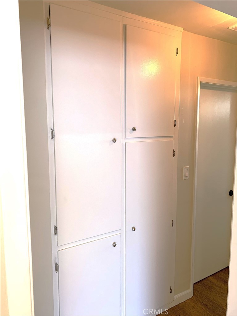 868 Random Lane Property Photo 9