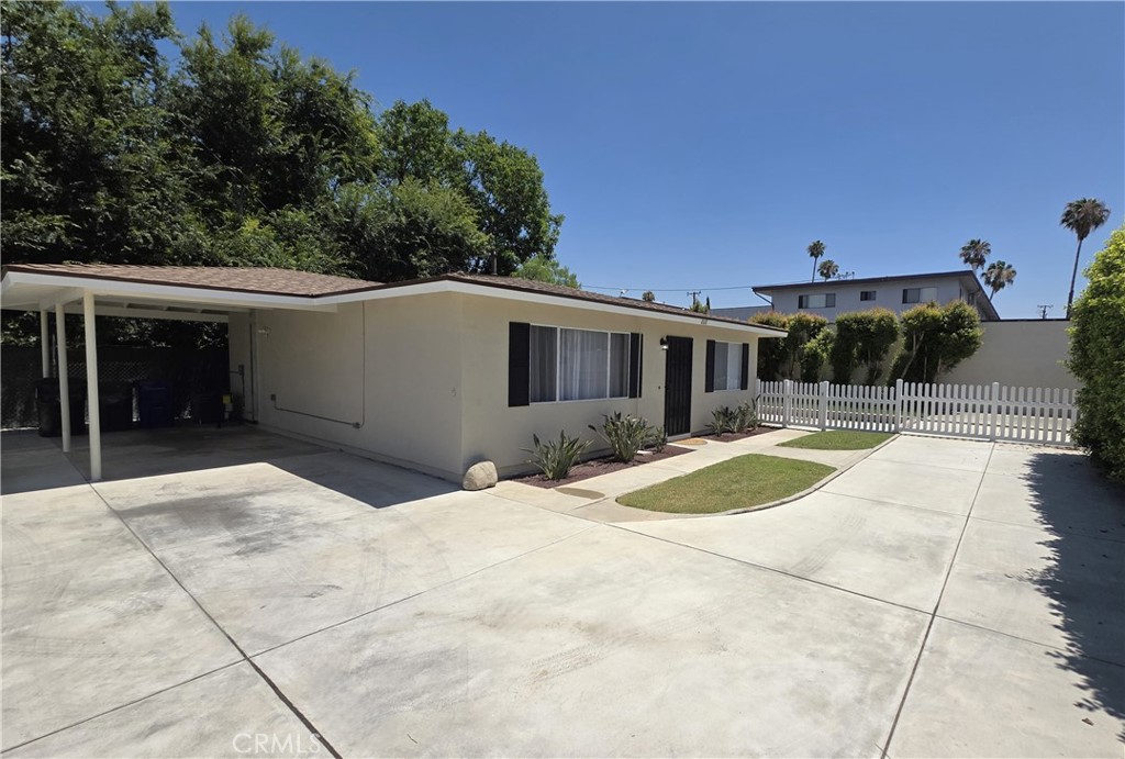 868 Random Lane Property Photo 17