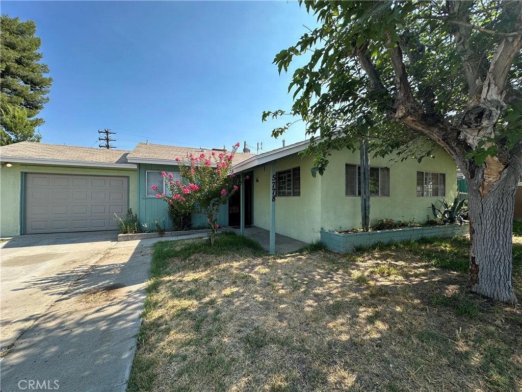 5778 Elmwood Road Property Photo